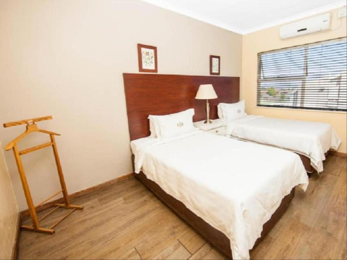 Vetho 2 Apartments Or Tambo Airport Kempton Park Eksteriør billede