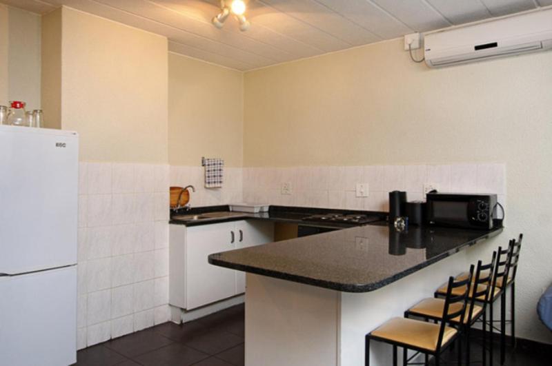 Vetho 2 Apartments Or Tambo Airport Kempton Park Eksteriør billede