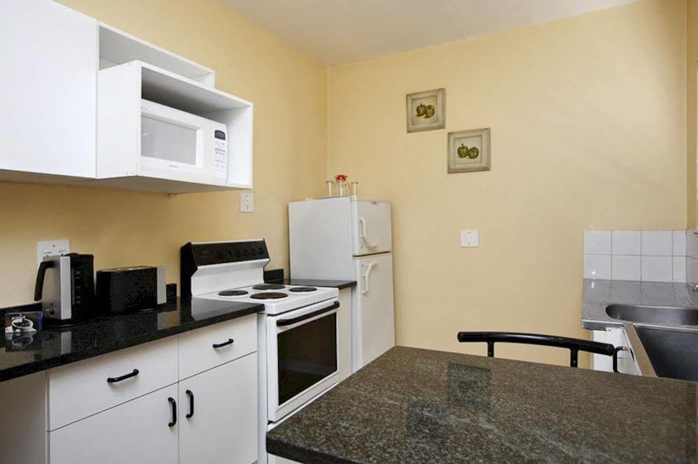 Vetho 2 Apartments Or Tambo Airport Kempton Park Eksteriør billede