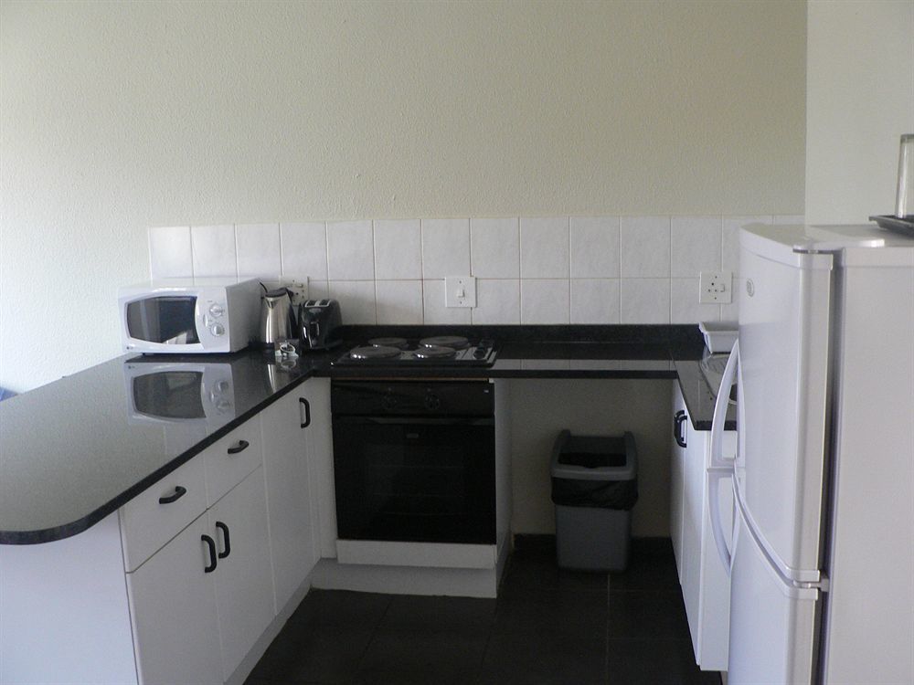 Vetho 2 Apartments Or Tambo Airport Kempton Park Eksteriør billede