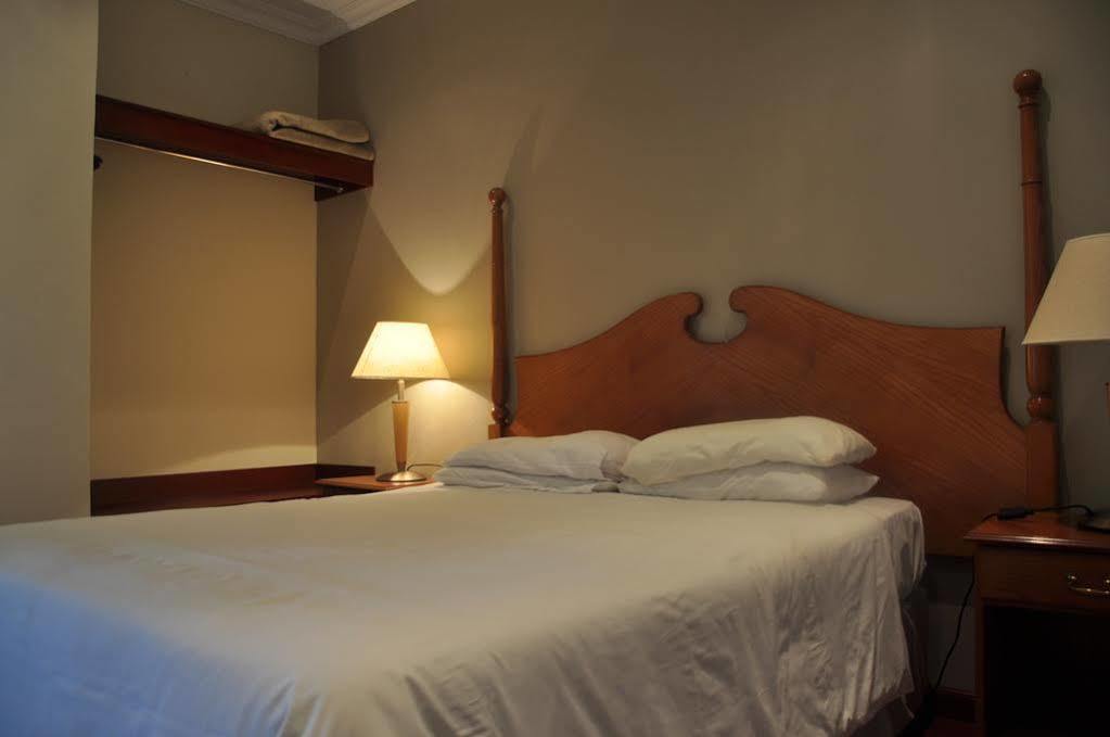Vetho 2 Apartments Or Tambo Airport Kempton Park Eksteriør billede